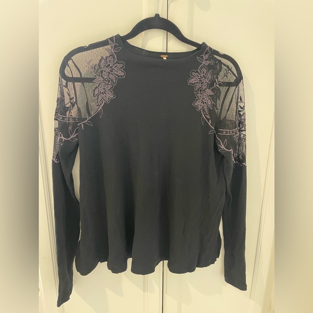 Free People Black Net Lace Shoulder Sweater - S